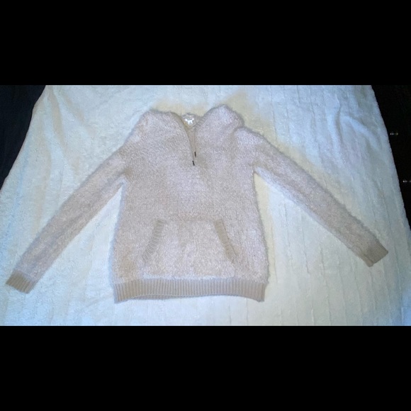 Garage Textured Fuzzy Hoodie - Picture 2 of 8